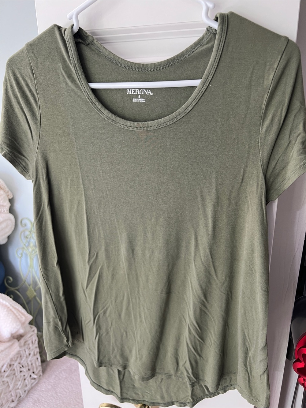 Merona Olive Scoop Neck Short Sleeve Top